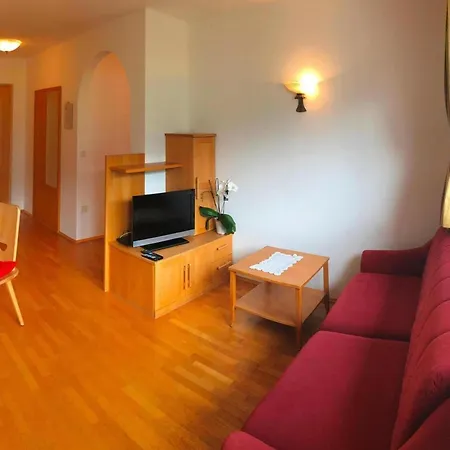 Apartment Lahnhof, Laces